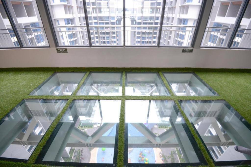 Cozy Haven Atlantis With Large Swimming Pool Apartment Malacca Exterior foto